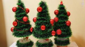 Новогодний топиарий своими руками: идеи для украшения дома к празднику Как делают елку топиарий